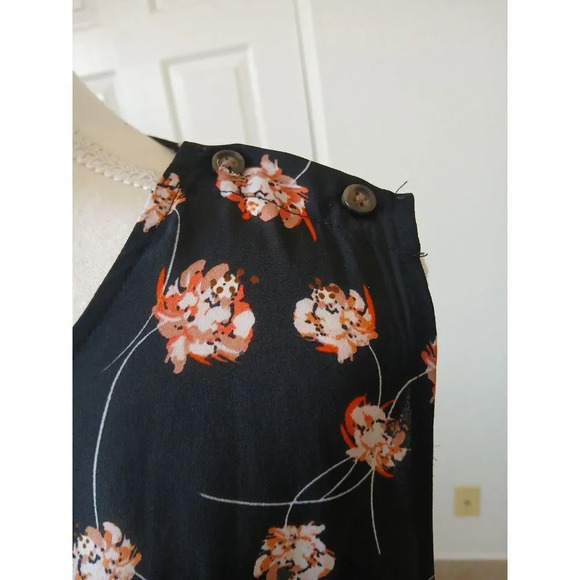 Who What Wear Size M Tank Top Sleeveless Black Floral - Picture 5 of 10